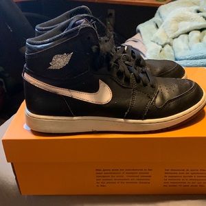 Jordan 1 ying yang